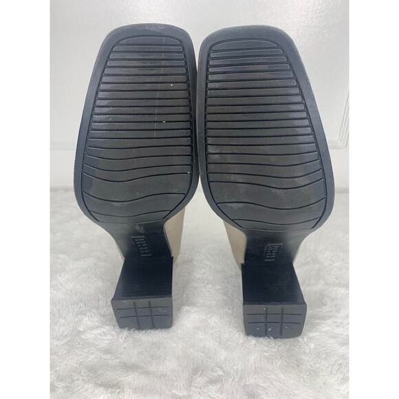 Crazy Horse Liz Claiborne Womens Size 8.5 Beige Square-Toe Heels With Block Heel - Picture 8 of 8